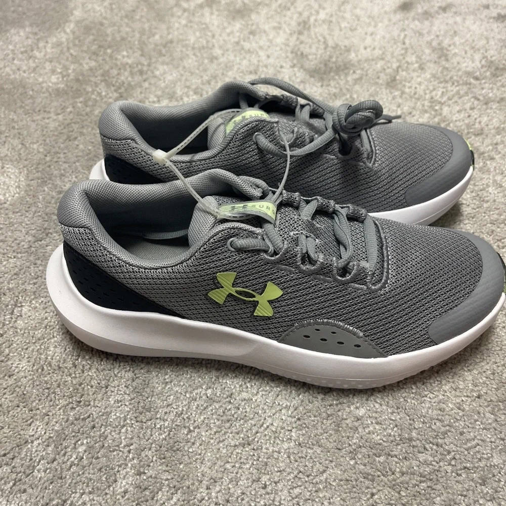 Under Armour Charged Surge 4 Running Shoes Gray Mesh Sneakers Youth Size 7 Youth